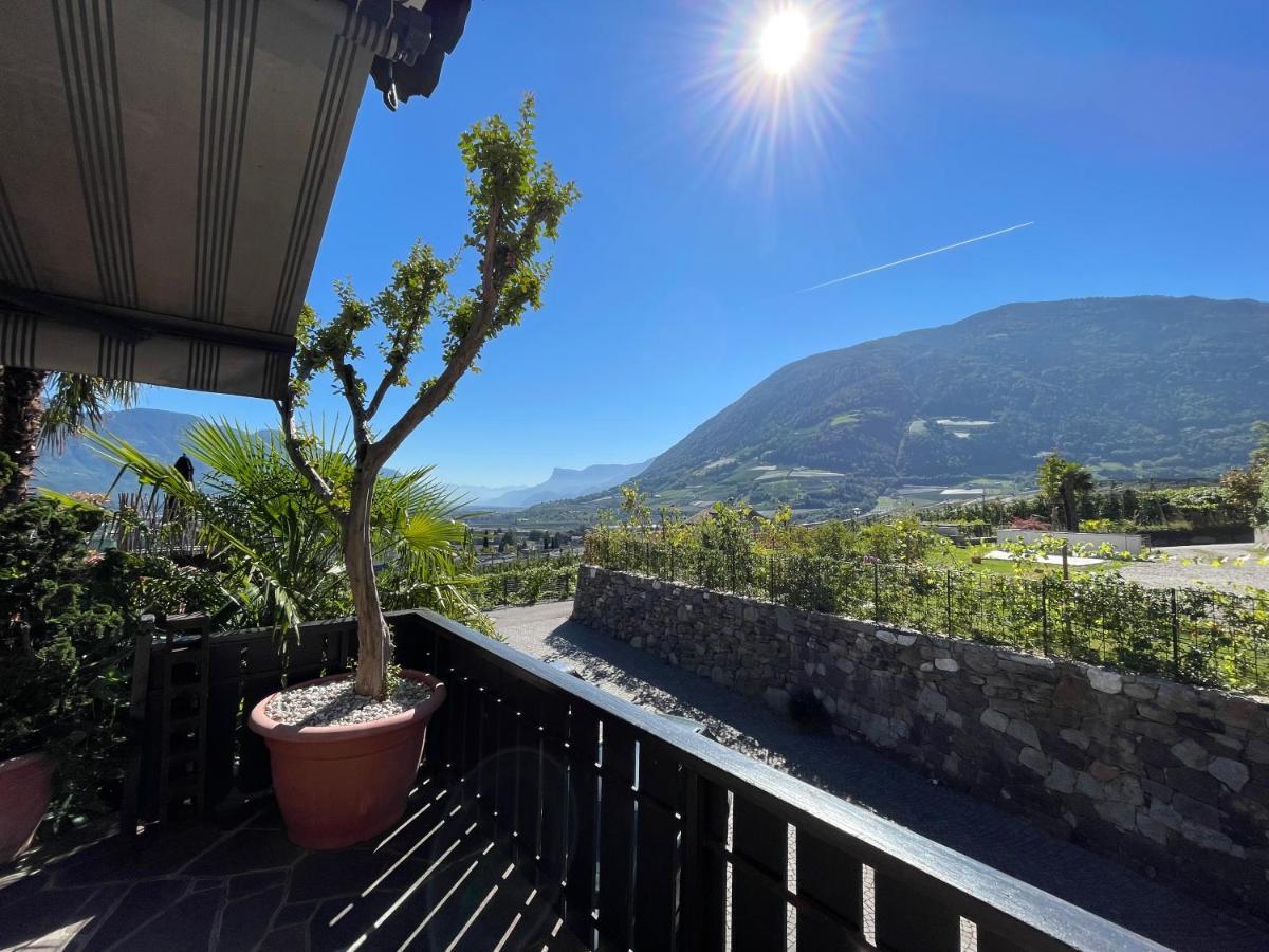 Pension Hauenstein Lagundo Eksteriør billede